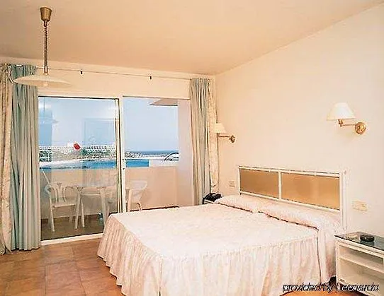 קוסטה טגוויסה Thb Lanzarote Beach 4*, קוסטה טגוויסה